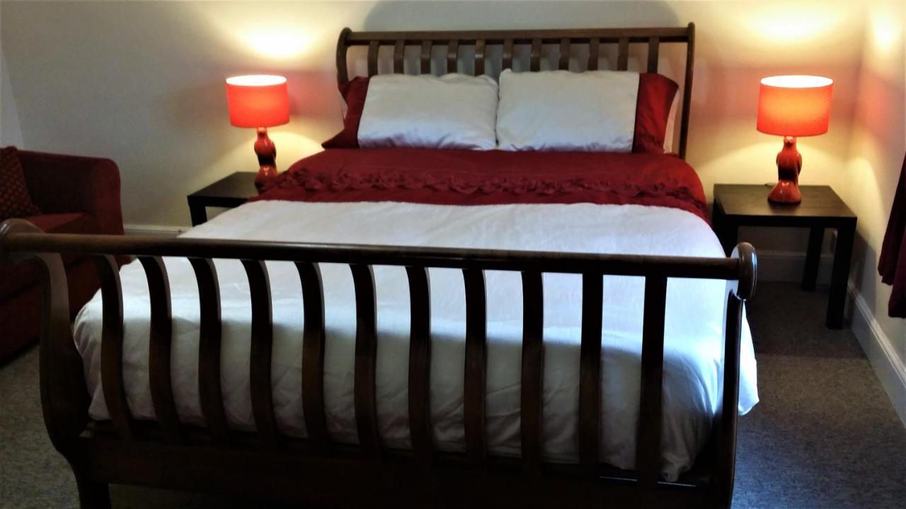 Wiggenhall Saint Germans Riverbank Guest House المظهر الخارجي الصورة